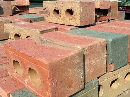 bricks 1225802 639x478